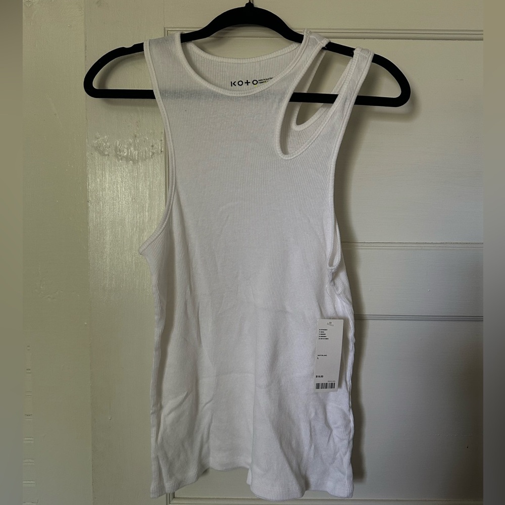 NWT White asymmetrical tank top